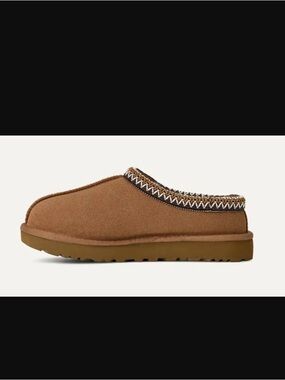 Ugg Tasman II Women
Size 7&8 chestnut color